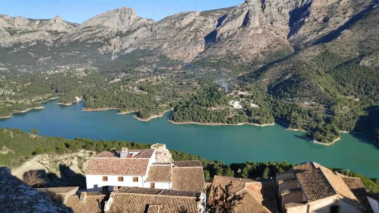 Internet Wimax Guadalest con vistas panorámicas del castillo